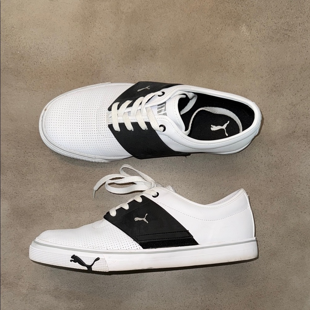 😎 Puma Men's White and Black Casual Sneakers
